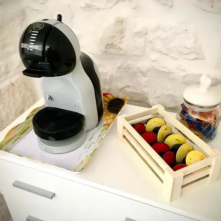 Valentina Βίλα *