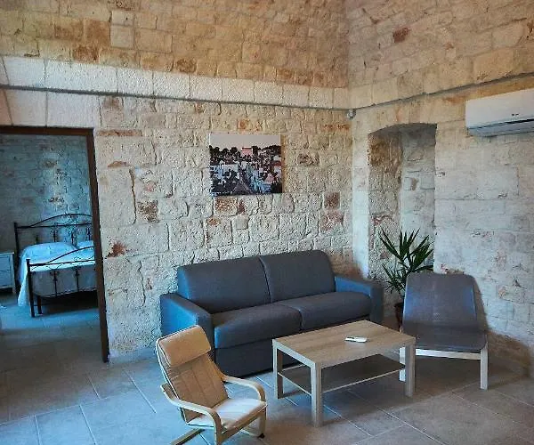 Valentina וילה צ'יסטרנינו